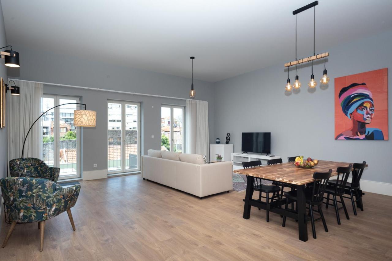 Xl Apartment